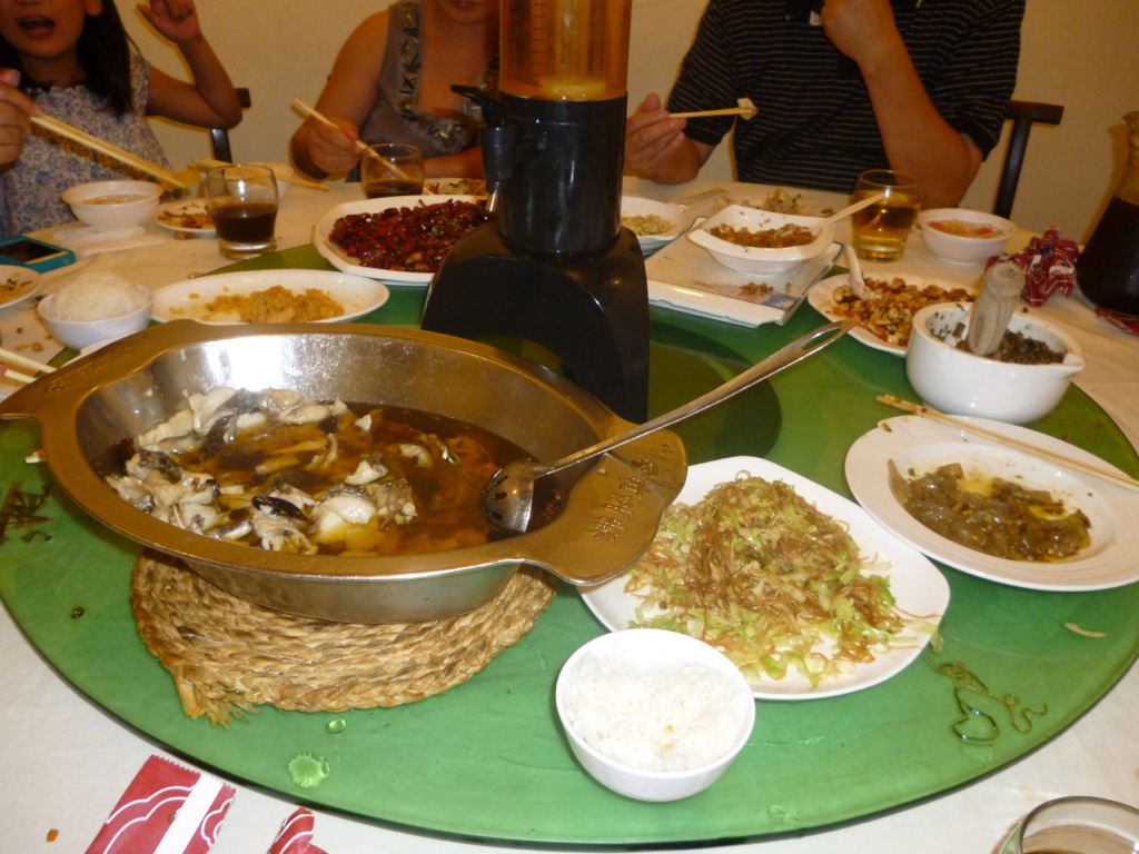 Lots of food! Lots of food!