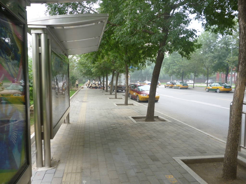 waiting for my bus to the kindergarten waiting for my bus to the kindergarten